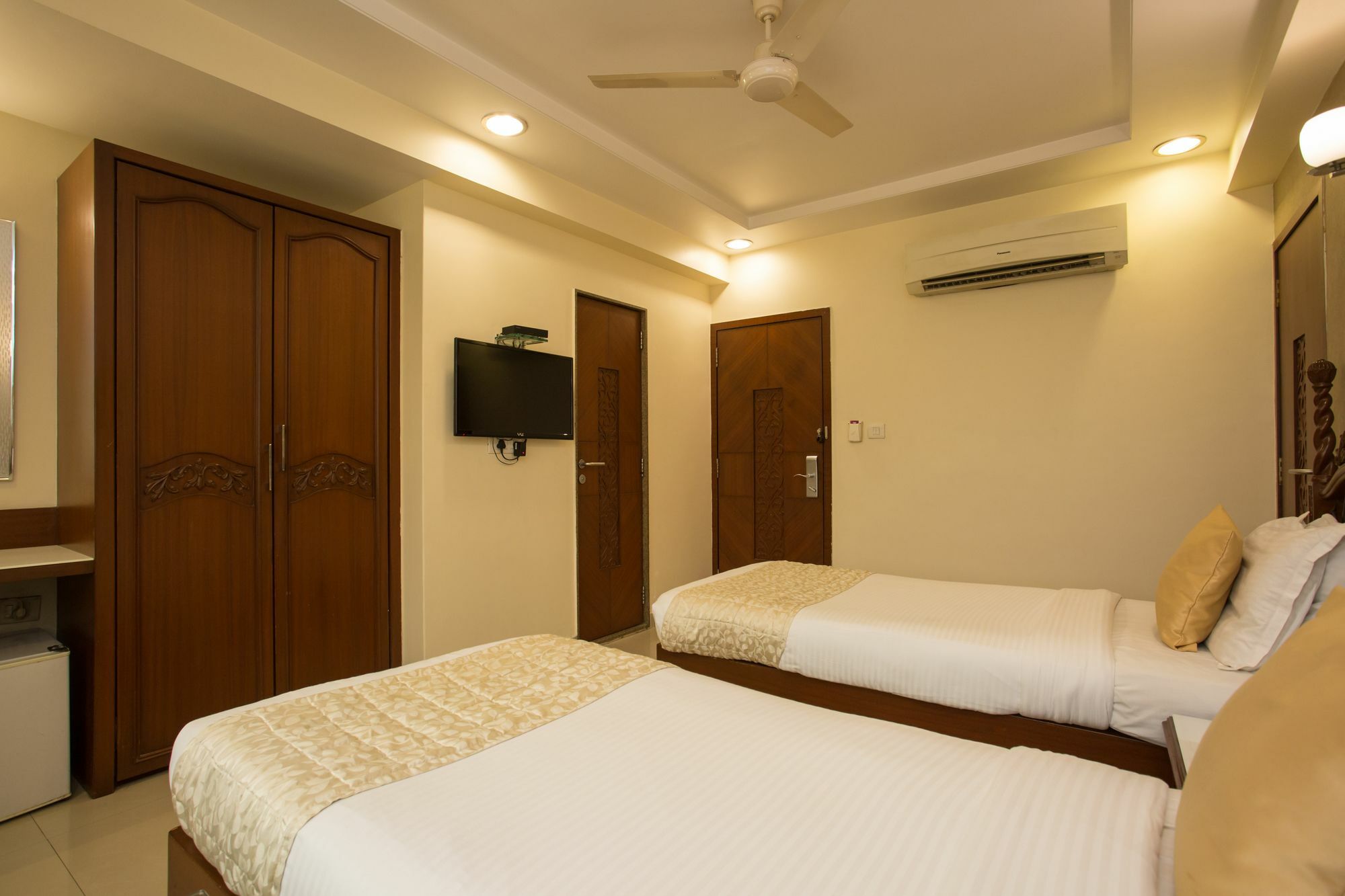Oyo 10007 Hotel Grace Residency 뭄바이 외부 사진